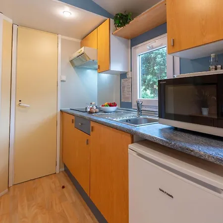 La Doucette, Mobil-home Climatise Au Coeur Du Vignoble Et A 50m De La Holiday home *