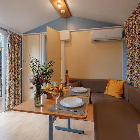 La Doucette, Mobil-home Climatise Au Coeur Du Vignoble Et A 50m De La * Hyeres